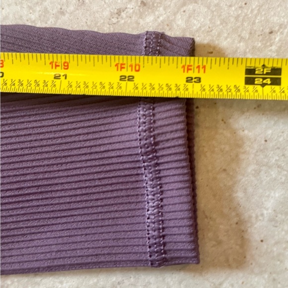 Athleta Elation Rib Tight - SP - Picture 4 of 5